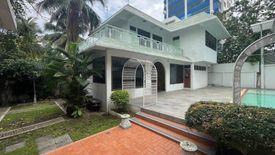 5 Bedroom House for rent in Khlong Tan Nuea, Bangkok