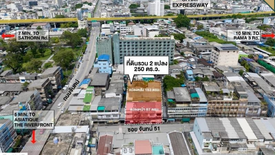 Land for sale in Yan Nawa, Bangkok near BTS Surasak