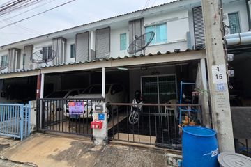 Townhouse for sale in Baan Pruksa 78 Chalong Krung-Ladkrabang Industrial Estate, Lam Pla Thio, Bangkok