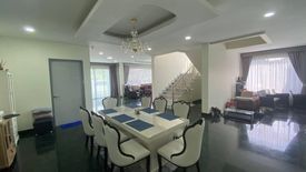 5 Bedroom House for rent in Chim Phli, Bangkok near MRT Taling Chan Station