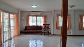 2 Bedroom House for rent in Surasak, Chonburi