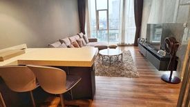 1 Bedroom Condo for sale in Silom, Bangkok near BTS Surasak