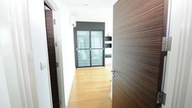 3 Bedroom Condo for sale in Watermark Chaophraya River, Bang Lamphu Lang, Bangkok