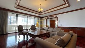 3 Bedroom Apartment for rent in Charan Tower, Khlong Tan Nuea, Bangkok near BTS Phrom Phong