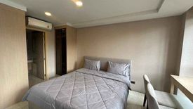 1 Bedroom Condo for rent in Walden Asoke, Khlong Toei Nuea, Bangkok near BTS Asoke