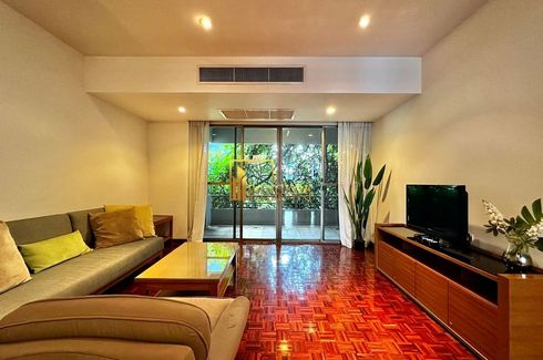 2 Bedroom Apartment for rent in The Pearl 49, Khlong Tan Nuea, Bangkok near BTS Thong Lo