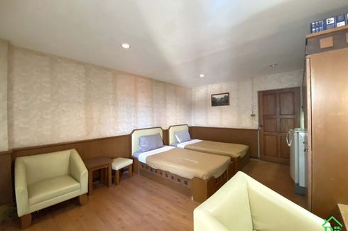 Condo for sale in Night Bazaar Condotel, Chang Khlan, Chiang Mai