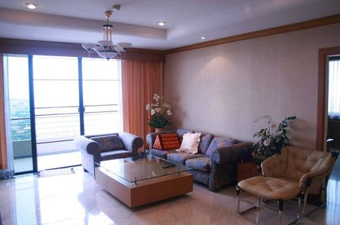 3 Bedroom Condo for sale in Riverine Place, Suan Yai, Nonthaburi