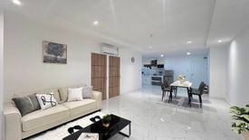 2 Bedroom Condo for sale in Nong Pa Khrang, Chiang Mai