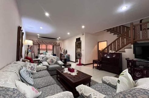 3 Bedroom Condo for sale in Baan Somprasong, Na Jomtien, Chonburi