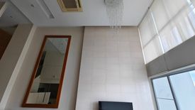 2 Bedroom Condo for rent in The Rajdamri, Pathum Wan, Bangkok near BTS Ratchadamri