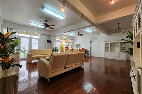 3 Bedroom Apartment for rent in Diyal Mansion, Khlong Toei, Bangkok near BTS Asoke