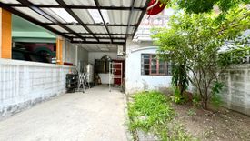 3 Bedroom Townhouse for sale in Anusawari, Bangkok near MRT Lat Pla Khao