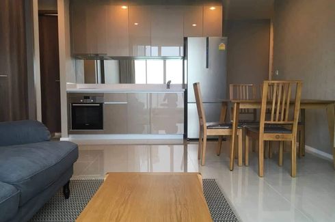 2 Bedroom Condo for rent in Condo Menam residences, Wat Phraya Krai, Bangkok