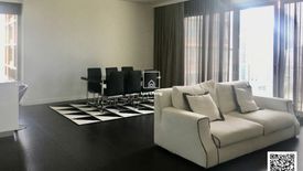 3 Bedroom Condo for sale in 185 Rajadamri, Lumpini, Bangkok near BTS Ratchadamri