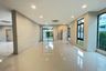5 Bedroom House for sale in Nantawan Rama 9 - New Krungthepkretha, Saphan Sung, Bangkok