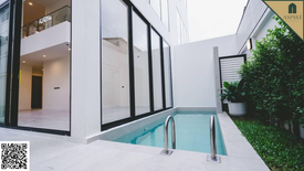 3 Bedroom House for sale in Bang Chak, Bangkok