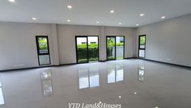 5 Bedroom House for sale in Prawet, Bangkok