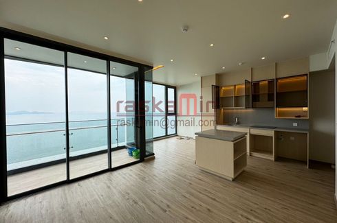 2 Bedroom Condo for sale in Arom Wongamat, Na Kluea, Chonburi