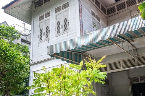 House for sale in Thanon Nakhon Chai Si, Bangkok