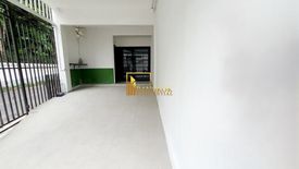 4 Bedroom Condo for rent in Phra Khanong Nuea, Bangkok near BTS Ekkamai