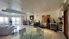 3 Bedroom Condo for rent in Silver Beach, Na Kluea, Chonburi
