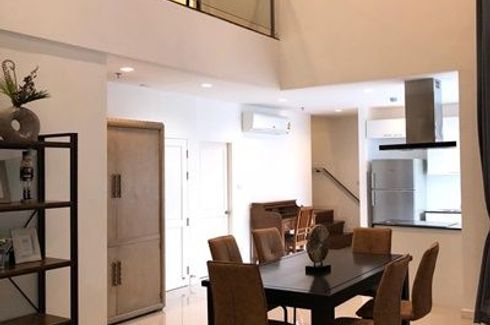 3 Bedroom Condo for rent in Suwansawat Condo, Thung Maha Mek, Bangkok near MRT Lumpini