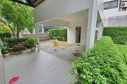 3 Bedroom House for rent in Thung Maha Mek, Bangkok near MRT Lumpini