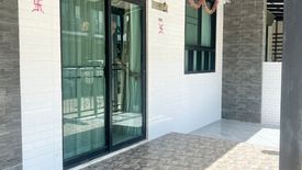 3 Bedroom Townhouse for sale in Bang Prong, Samut Prakan