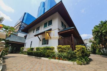 3 Bedroom House for rent in Khlong Tan Nuea, Bangkok