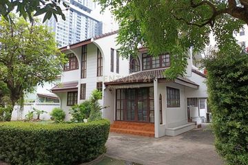 4 Bedroom House for rent in Thanon Phetchaburi, Bangkok near MRT Yommarat