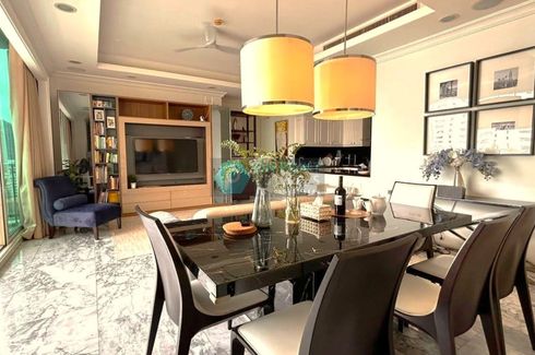 3 Bedroom Condo for sale in Royce Private Residences, Khlong Toei Nuea, Bangkok near BTS Asoke