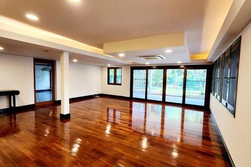 3 Bedroom House for rent in Khlong Tan, Bangkok near BTS Phrom Phong