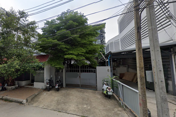 Warehouse / Factory for rent in Bang Chak, Bangkok near BTS Punnawithi