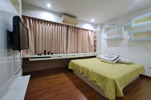 1 Bedroom Condo for sale in Surasak, Chonburi