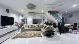 6 Bedroom Villa for Sale or Rent in Nong Prue, Chonburi