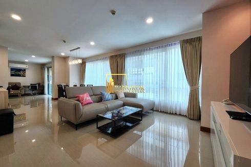 3 Bedroom Condo for rent in Chanarat Place, Khlong Tan Nuea, Bangkok near MRT Sukhumvit