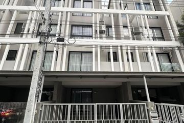 4 Bedroom Townhouse for rent in Samrong Nuea, Samut Prakan near MRT Thipphawan