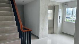 Commercial for rent in Silom, Bangkok near BTS Chong Nonsi