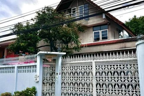 4 Bedroom House for sale in Chong Nonsi, Bangkok