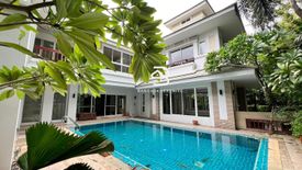 4 Bedroom House for rent in Khlong Tan, Bangkok near BTS Thong Lo