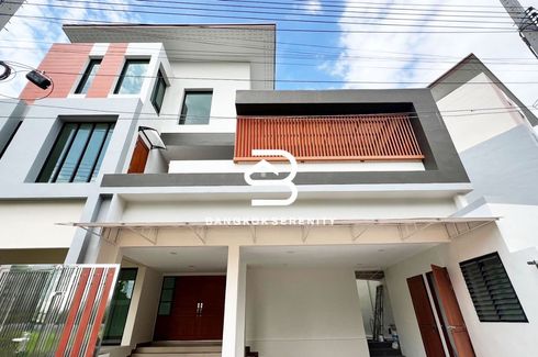 5 Bedroom House for Sale or Rent in Kristada Nakhon 21, Bang Kaeo, Samut Prakan near BTS Bang Na