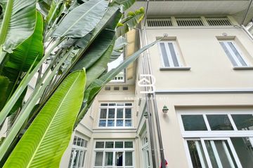 6 Bedroom House for rent in Khlong Tan Nuea, Bangkok