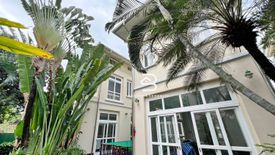 6 Bedroom House for rent in Khlong Tan Nuea, Bangkok