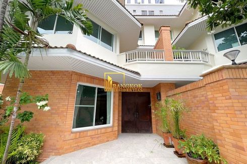 3 Bedroom House for rent in Bang Kapi, Bangkok near MRT Pradit Manutham