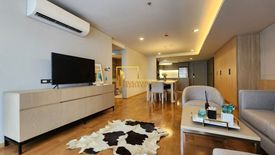 3 Bedroom Apartment for rent in Piya Apartment Sukkhumvit 15, Khlong Toei Nuea, Bangkok near Airport Rail Link Makkasan