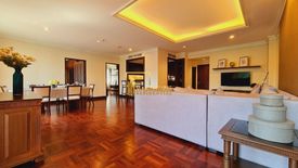 2 Bedroom Apartment for rent in Langsuan, Bangkok near BTS Ploen Chit