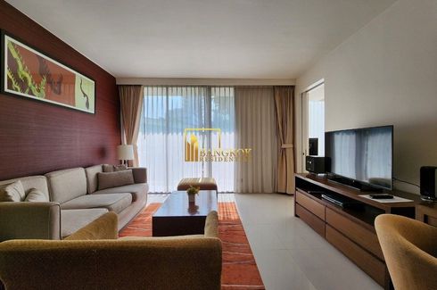 2 Bedroom Serviced Apartment for rent in Oakwood Residence, Khlong Tan Nuea, Bangkok