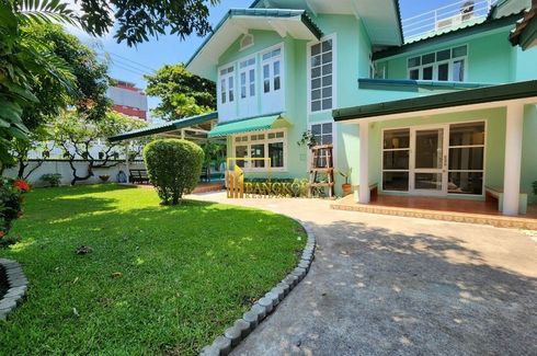 5 Bedroom House for rent in Khlong Tan, Bangkok near BTS Thong Lo