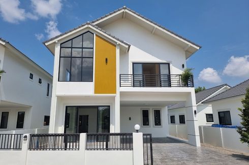 4 Bedroom House for sale in Ban Waen, Chiang Mai